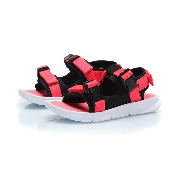 China Cheap OEM Fashion Soft Bottom Summer Beach Boys Girls Children Outdoor Sandals